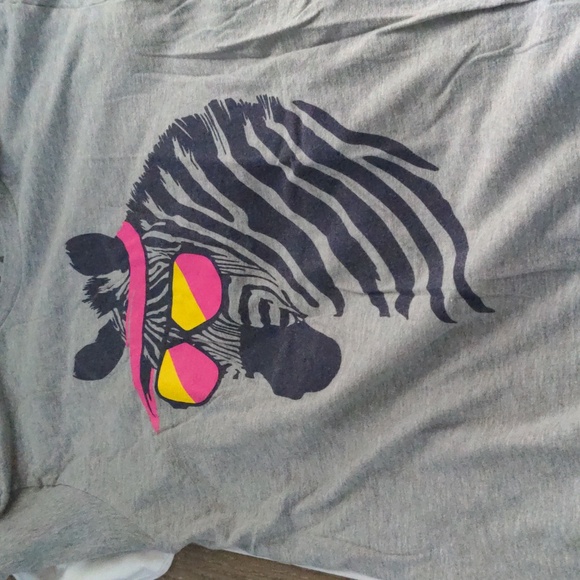 Men's t shirts in small size - Picture 7 of 7